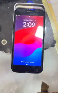 ایفون SE2020