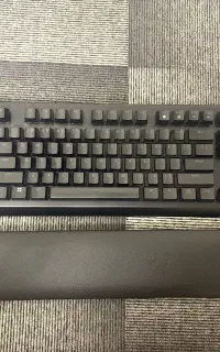 کیبورد گیمینگ ریزر بلک blackwidow v4 pro yellow