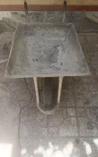 فرغون دست دوم محکم