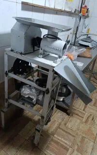 چرخ گوشت 32.همزن 15کیلویی
