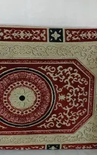 پشت دیواری کاملا سالم