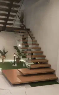 پله گرد و درب و نرده