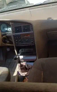 پژو پارس .یک گلگیر آبرنگ بشرط مکانیک خودتون