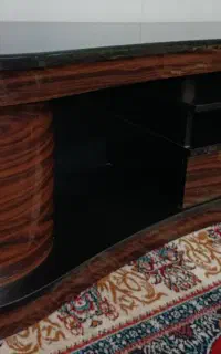 تعدادی وسایل منزل به فروش میرسد