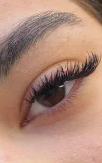 کاشت موقت مژه (هیدن)با هزینه مواد۱۵۰