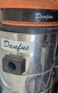 جاروبرقی اب وخاک