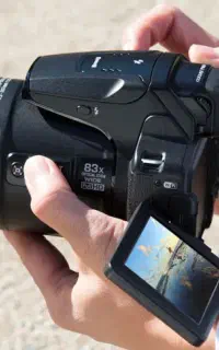 دوربین سوپر زوم نیکون پی ۹۰۰ Nikon p900