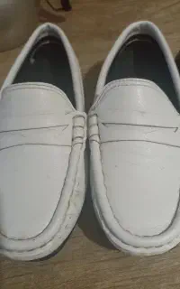 کفش بچه گانه سایز هشت تا نه سال اندازه میشه