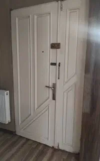 درب ورودی دولَت چوب  + چهارچوب آهنی