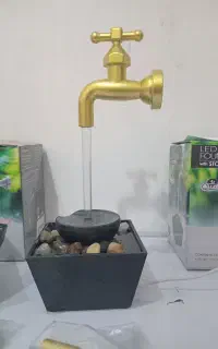 ابنمای شیر اب نامرئی