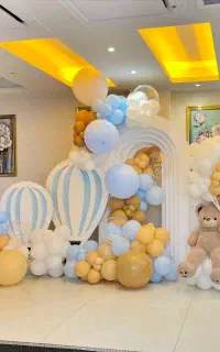 بادکنک آرایی و گل آرایی