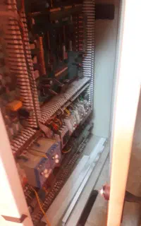 تابلو برق قدیمی اسانسور کامل قابل استفاده ۷،۵کیلوب