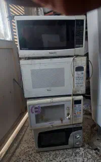 تعدادی ماکرویو