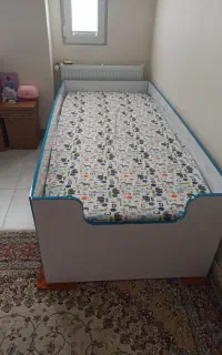 تخت و تشک کودک