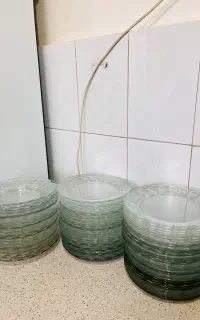 ۶۵بشقاب پلو خوری و ۲۱ بشقاب خورشت خوری انگشتی