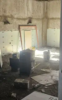 نیازمند اکیپ کاشیکار چسبی