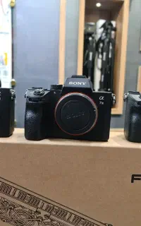 دوربین سونی سون تری sony7III