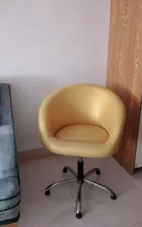 صندلی کپ لگنی