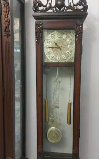 ساعت ایستاده