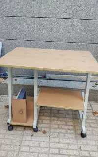 میز کامپیوتر