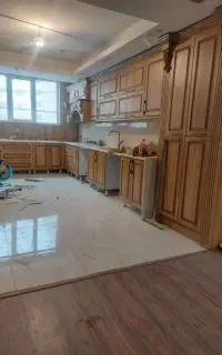 نصبب و تعمیرات امور دکوراسیون داخلی(کابینت.پارکت.)