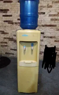 آبسردکن یخچالدار کاملا سالم