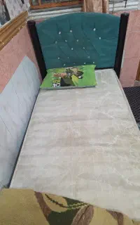تخت خواب فلزی همراه دوشک فنری