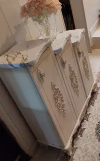 تلفن رومیزی و‌حرا ج وسایل خانه