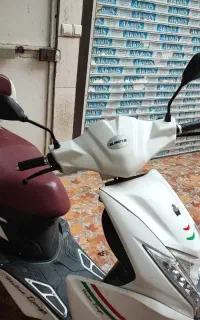 موتور برقی ES8 باتری نو