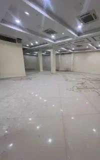 350متر تجاری فلت  کلید نخورده بر اصلی
