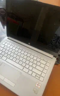 لپ تاپ HP SSD دار خیلی تمیز + رم 8 + سرعت بالا»