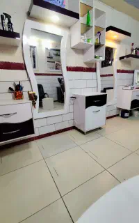 وسایل آرایشگاه زنانه کاملاً نو و تمیز
