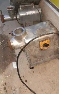 چرخ گوشت بزرگ