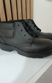 کفش کار نو