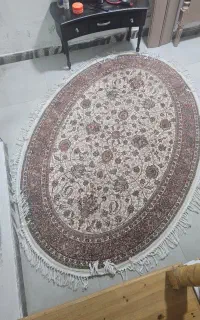 فرش بیضی دستبافت گونه