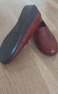 کفش طبی زنانه