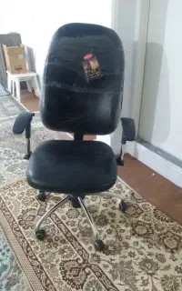صندلی اداری در حدنو