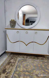 آینه و کنسول