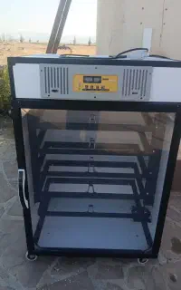 دستگاه جوجه‌ کشی