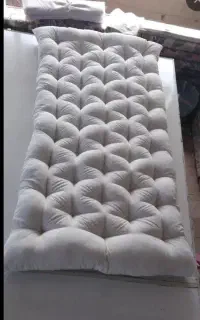 بالش 200تشک900 پرداخت درب منزل
