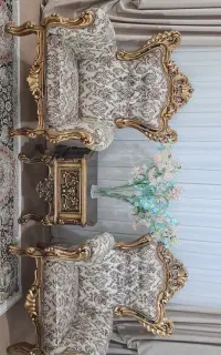 یک عدد بوفه برنز