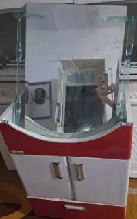 دستشوره با اینه حمام