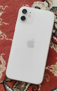 ایفون 11نرمال