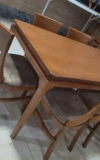 میز غذا خوری وی آی پی