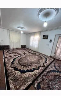 خانه دو طبقه حیاط دار