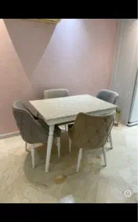 میز ناهار خوری ۴ نفره