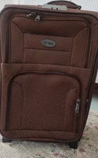 چمدان مسافرتی متوسط