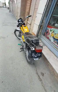 موتور سیکلت۱۲۵