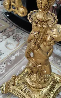 میوه خوری کنار سالن