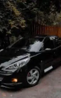فروش پژو ۲۰۷ اتوماتیک مشکی پانا ۱۴۰۴